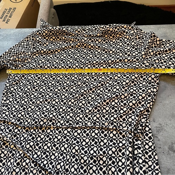 Wrap Dress by Liz Claiborne M - Picture 8 of 10